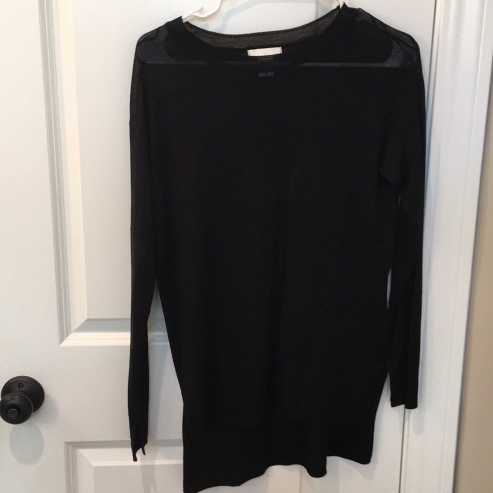 Thin long sleeve black sweater